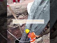 巨大なDN2000下水道トレンチレスUV CIPP改修が成功裏に完了しました