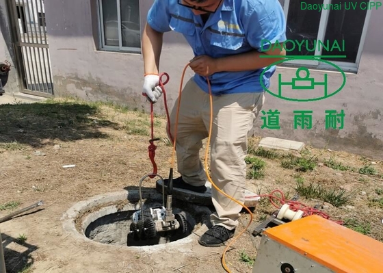 CCTVの管のクローラー車の豪雨による雨水の点検地方自治体の資産の田園都会を流出させなさい